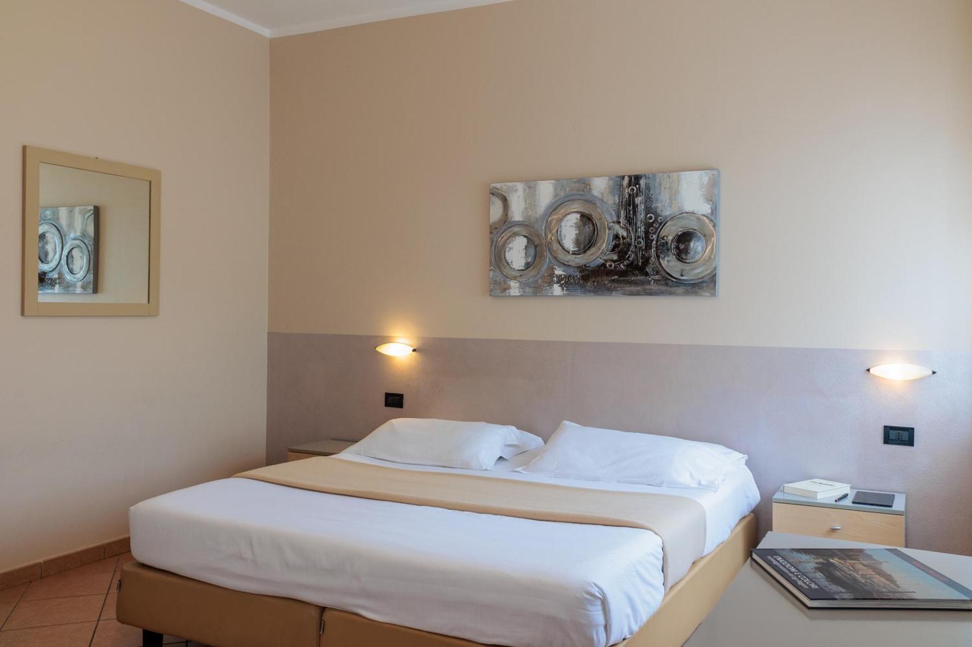 Al Centro Bed and Breakfast Verbania Eksteriør billede